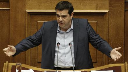 Alexis Tsipras - hier bei einer Debatte am 22. Juli - verteidigte die Pläne seiner Regierung.