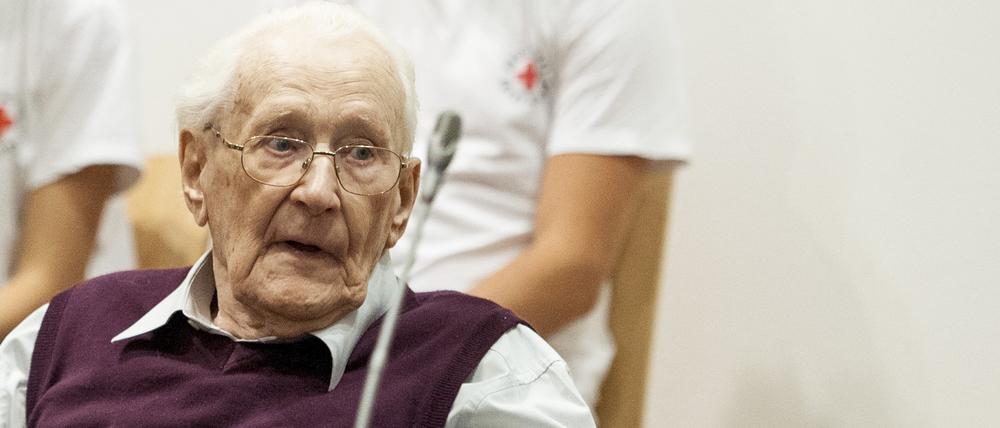 Der 94-jährige Oskar Gröning ließ seine Aussage vorlesen, weil er sich durch den Prozess zu sehr geschwächt fühlte. 