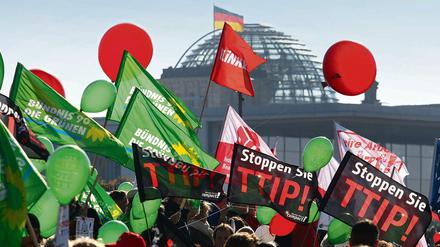 Die Ablehnung gegen das transatlantische Handelsabkommen TTIP ist groß - nicht nur in Deutschland.