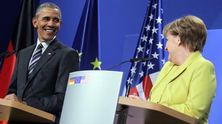 Barack Obama und Angela Merkel geben eine Pressekonferenz in Hannover. 