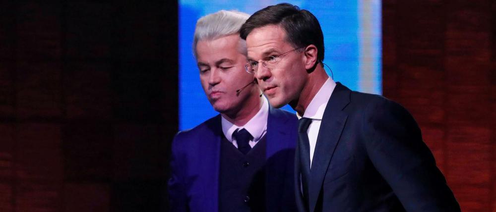 Regierungschef Mark Rutte und der Rechtspopulist Geert Wilders lieferten sich erst zwei Tage vor der Wahl ein Rededuell im TV.