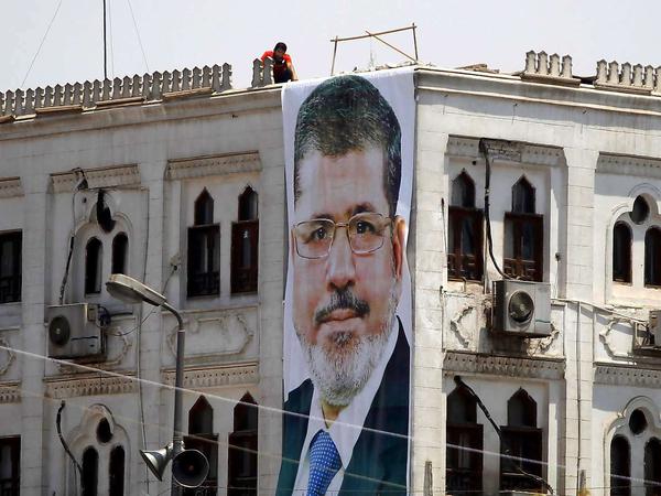 Unterstützer von Ex-Präsident Mursi sind weiter sehr aktiv.
