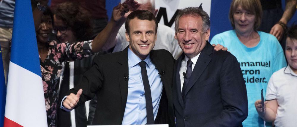 Ein Bild aus guten Wahlkampf-Tagen: Emmanuel Macron (links) und François Bayrou. 