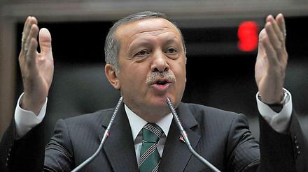 Premier Erdogan wagt ein riskantes Manöver.