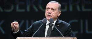 Wechselt Amtsträger der eigenen Partei aus. Türkeis Präsident Recep Tayyip Erdogan.