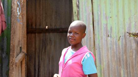 Esther,12, weiß, was sie will: Raus aus dem Slum!