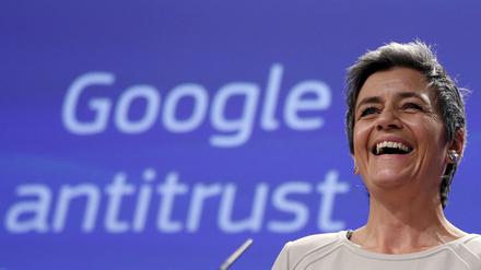 EU-Wettbewerbskommissarin Margrethe Vestager hat gut lachen gegen Google - in drei Verfahren geht sie gegen das Ausnutzen dessen Marktmacht vor. 