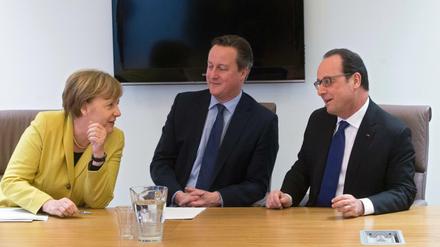 Angela Merkel mit David Cameron und Francois Hollande beim EU-Gipfel in Brüssel.