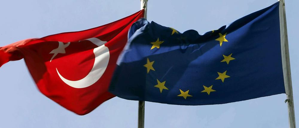Die Türkei will in den Beitrittsverhandlungen zur EU jetzt über Justiz und Menschenrechte sprechen.