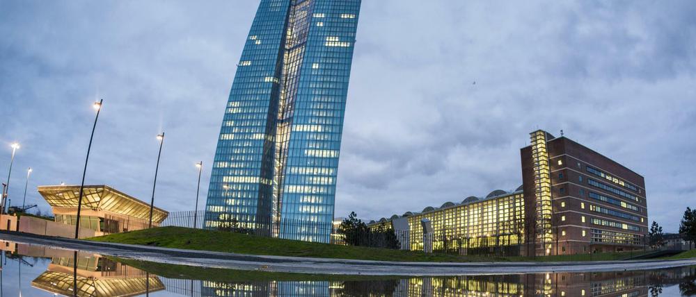 Die Zentrale der Europäischen Zentralbank (EZB) in Frankfurt am Main 