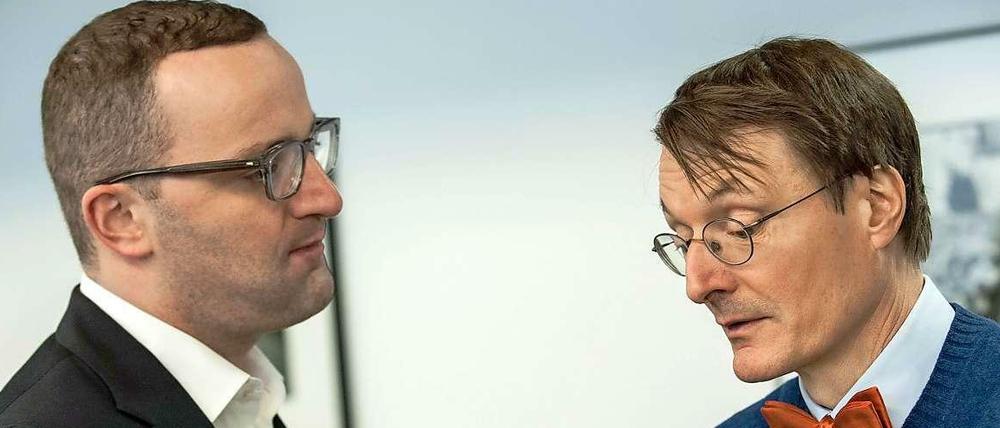 CDU-Gesundheitsexperte Jens Spahn (l.) und sein SPD-Kollegen Karl Lauterbach. trafen sich am Freitag mit Vertretern von Bund, .Ländern und Krankenhäusern