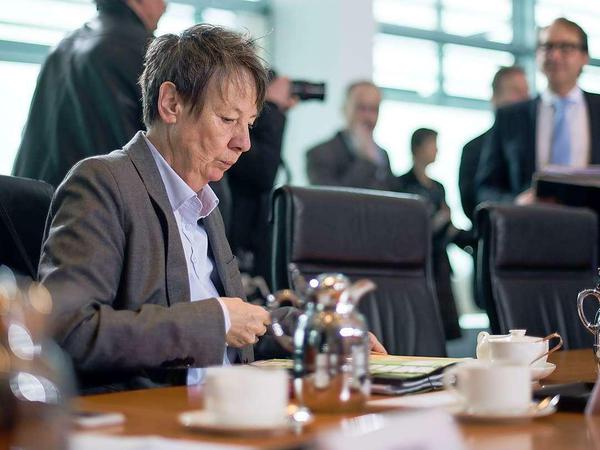 Am Mittwoch hat Bundesumweltministerin Barbara Hendricks (SPD) ihr Fracking-Regelungspaket durch das Kabinett gebracht. 