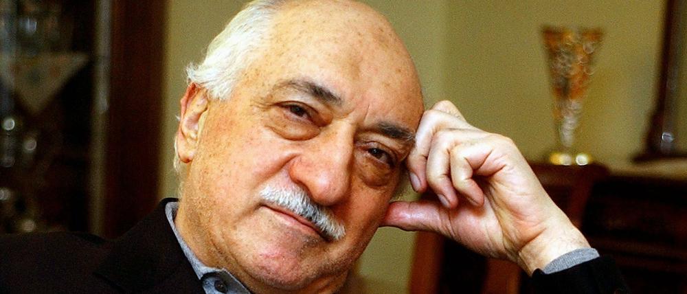 Der islamische Prediger Fethullah Gülen fordert die USA auf, sich dem Auslieferungsantrag der Türkei zu widersetzen.