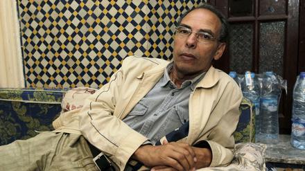 Der prominente Professor für Geschichte und Menschenrechtler, Maati Monjib - hier während eines Hungerstreiks auf einem Archivbild vom Oktober 2015 - wurde festgenommen. 