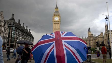 Schlechtes Wetter sind die Briten gewohnt, Euroskepsis eigentlich auch. Doch jetzt wird es ernst. 
