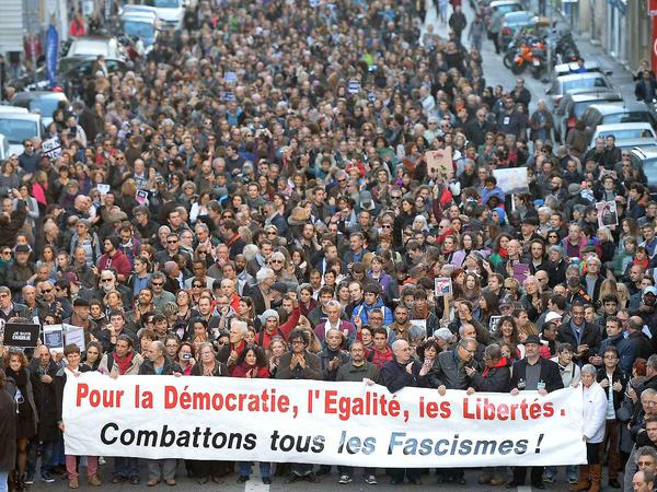 Über 700.000 Menschen gingen in Frankreich am Freitag auf die Straße.