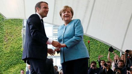 Der französische Präsident Emmanuel Macron erhofft sich von der deutschen Regierung eine enge militärische Kooperation.