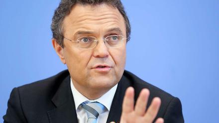 Das Innenministerium lässt Ermittlungen gegen Ex-Minister Hans-Peter Friedrich (CSU) zu.