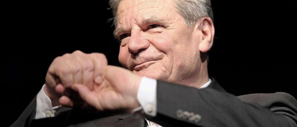 Gauck bei seinem Auftritt in Fürth: „Jetzt machen wir bald Feierabend. Ich muss mich schonen, ich habe noch ein anstrengendes Leben vor mir.“