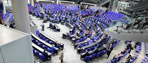 Der Ältestenrat des Bundestags hat die Prämie beschlossen, die manche Mitarbeiter nicht behalten wollen. 