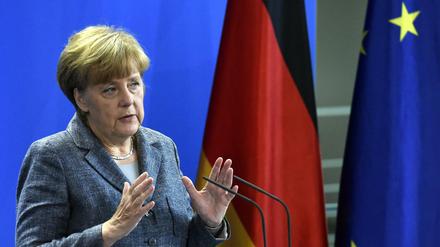 Bundeskanzlerin Angela Merkel hält Kosten für die Flüchtlingspolitik von zehn Milliarden Euro für möglich.