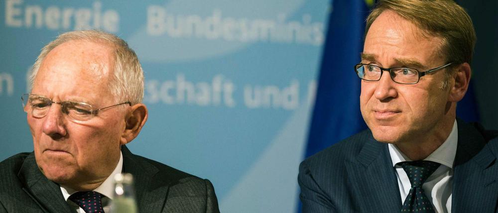 Finanzminister Wolfgang Schäuble (links) und Bundesbankpräsident Jens Weidmann am Freitag in Berlin.