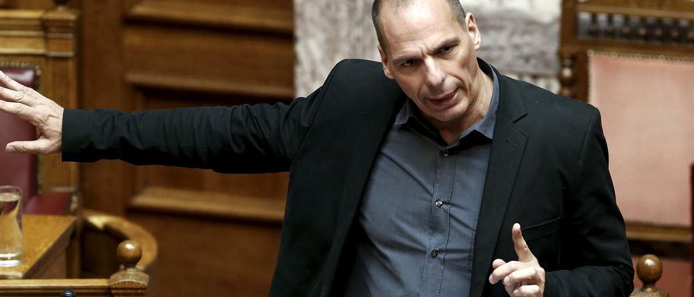 Griechenlands Finanzminister Yanis Varoufakis sieht die nächsten Entscheidungen bei der EU. 