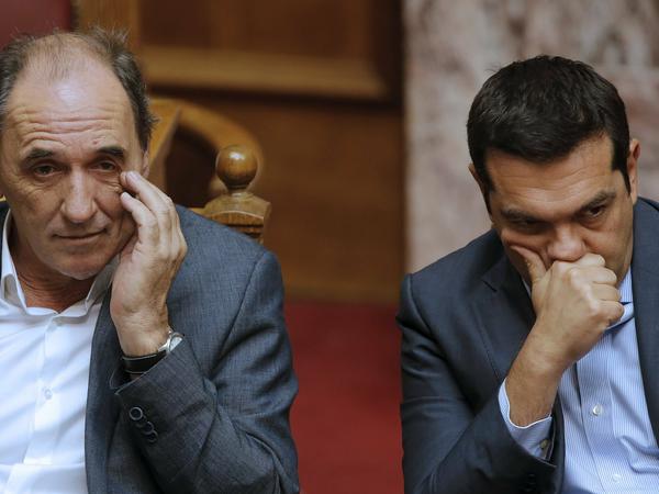 Alexis Tsipras und Wirtschaftsminister George Stathakis.