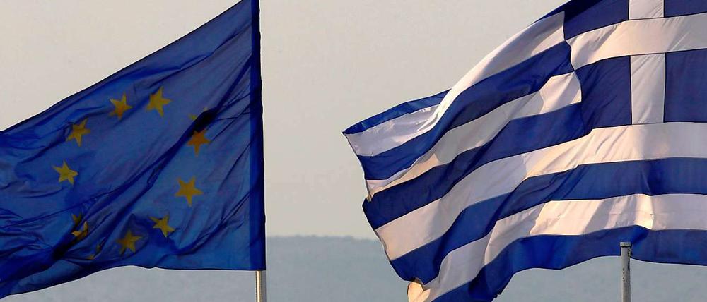Kann Griechenland aus der Euro-Zone austreten und kann das Land dann noch in der EU bleiben?