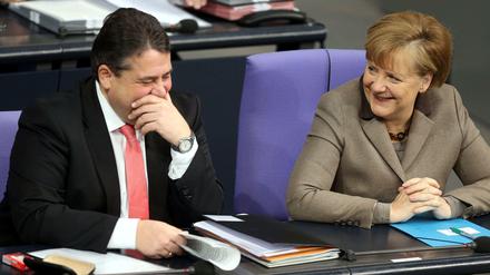 Im Großen und Ganzen sind die Bürger bisher mit der Arbeit von Sigmar Gabriel und Angela Merkel zufrieden.