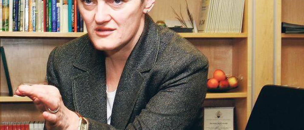 Renate Künast (54) ist seit 2005 Fraktionschefin der Grünen im Bundestag. Im Herbst soll entschieden werden, ob die Berlinerin Klaus Wowereit (SPD) herausfordert.