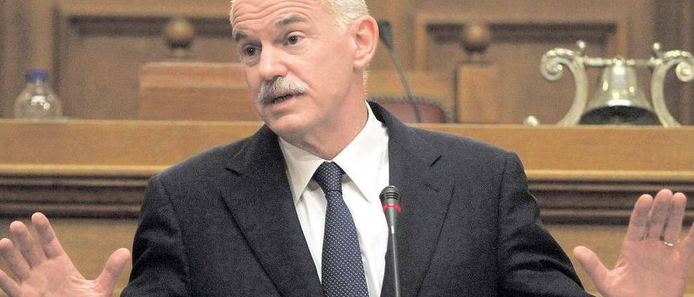 Nicht doch. Referendum ja, Referendum nein – Giorgos Papandreou wollte sein Volk über die Euro-Rettung abstimmen lassen, dann doch nicht. Nun geht es um seine Zukunft. 