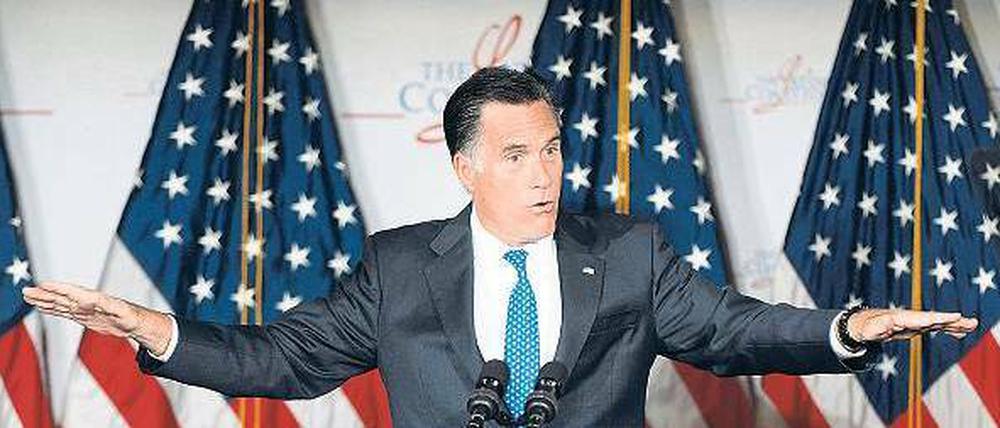 Ausgewogen. In den Umfragen hat Mitt Romney schon aufgeholt. Der Ausgang der Präsidentschaftswahl ist völlig offen. Foto: dpa