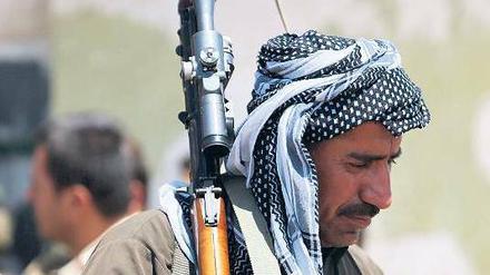 Kurdische Wünsche. Die Peschmerga-Miliz möchte für den Kampf gegen die Extremisten Sturmgewehre wie das deutsche G36 und panzerbrechende Waffen.
