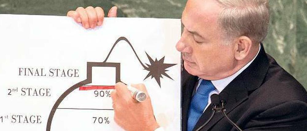 Mit seiner Bombenzeichnung warnte Premier Benjamin Netanjahu vor gut zwei Jahren auf der UN-Vollversammlung vor dem Iran.