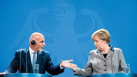 Afghanistans Präsident Ashraf Ghani sprach in Berlin Kanzlerin Angela Merkel (CDU).