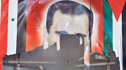 Machthaber Baschar al Assad herrscht seit dem Jahr 2000. Der Aufstand gegen ihn hat bereits 400.000 Menschen das Leben gekostet.