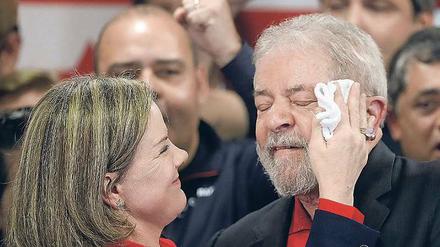 In den Umfragen für die Präsidentschaftswahlen liegt Lula weit vorn. 