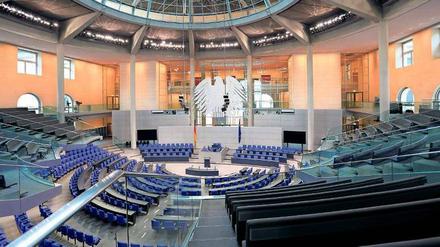 Im Auge des Sturms. Der Bundestag ist am Wahltag auf standby geschaltet.