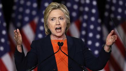 Hillary Clinton hielt in San Diego eine Rede zur Sicherheits- und Außenpolitik. 