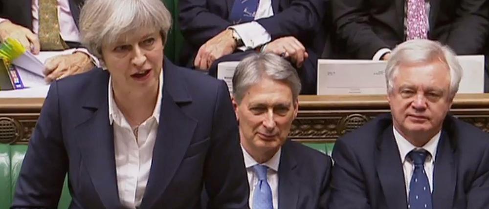 Premierministerin Theresa May, Finanzminister Philip Hammond und Brexit-Minister David Davis. 