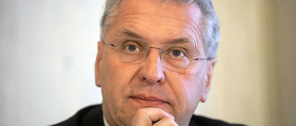 Trojaner-Affäre. Bayerns Innenminister Joachim Herrmann (CSU) beteuert, alles sei nach Recht und Gesetz zugegangen.