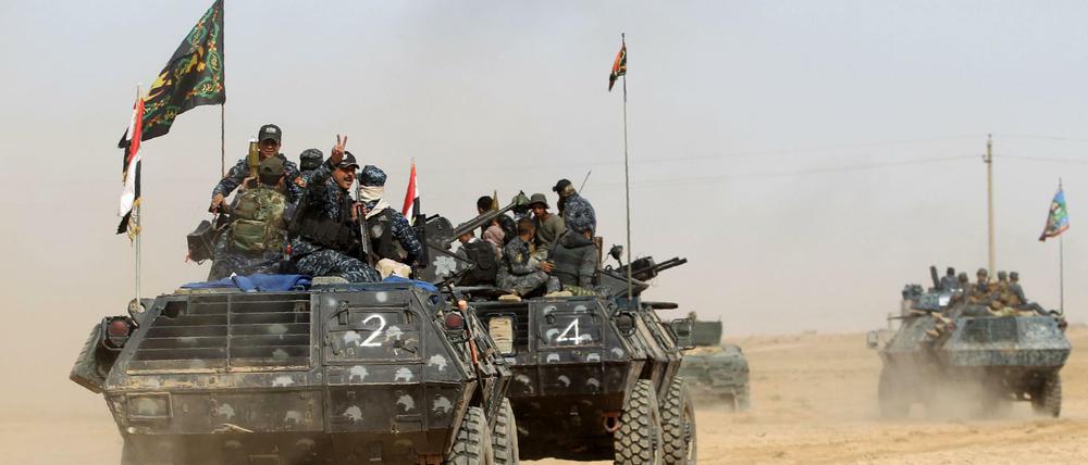 Irakische Truppen auf dem Weg nach Mossul  