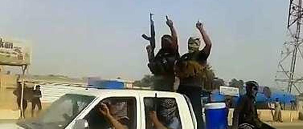 IS-Kämpfer auf dem Vormarsch.