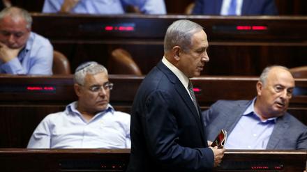 Israels Premier Benjamin Netanjahu verteidigt das Gesetz. Es sei ein wichtiges Mittel, um "Transparenz" zu schaffen.