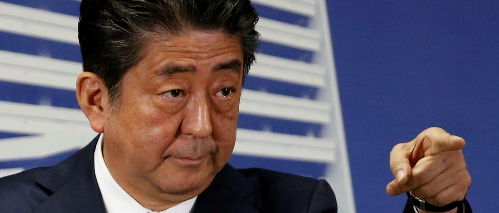 Premierminister Shinzo Abe hat die Parlamentswahl in Japan deutlich gewonnen.