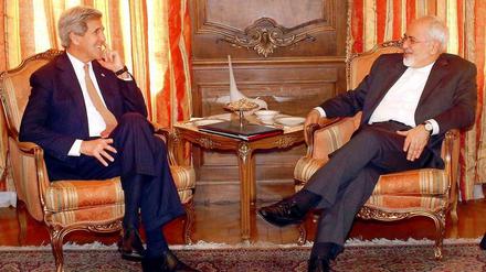 So entspannt wie bei dem Treffen zwischen US-Außenminister John Kerry und seinem iranischen Amtskollegen Mohammad Javad Zarif am Montag ist die Stimmung zwischen den beiden Staaten selten.