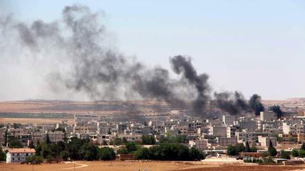 Rauch über der im Jahr 2015 umkämpften syrischen Stadt Kobane.