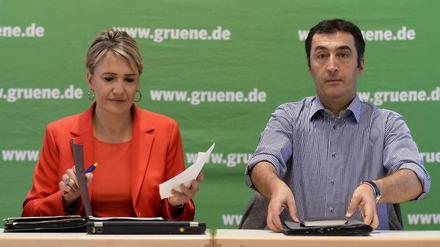 Die Grünen-Parteivorsitzenden Simone Peter und Cem Özdemir nach der Klausur des Bundesvorstands