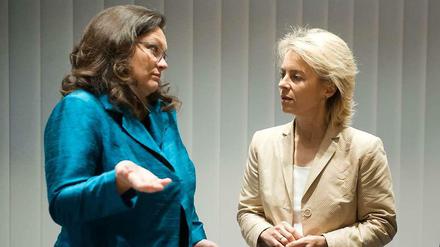 SPD-Generalsekretärin Andrea Nahles (links) und Sozialministerin Ursula von der Leyen (CDU): Die beiden Verhandlungsführerinnen im Bereich Soziales.